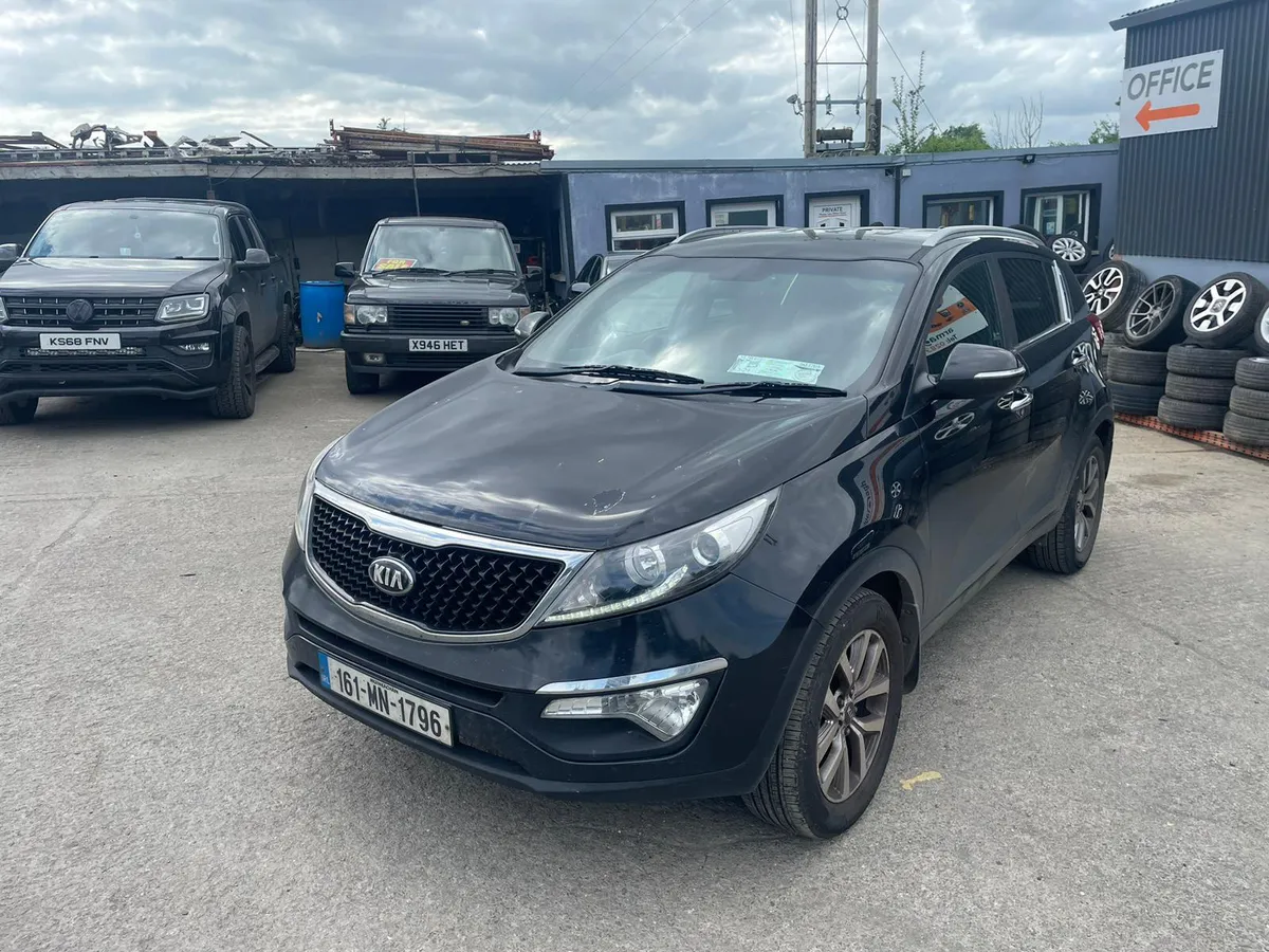 Breaking 2016 Kia sportage 1.7 isg - Image 2