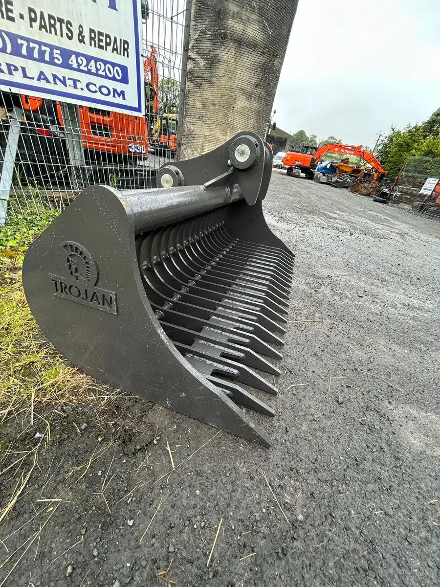 Trojan 13Ton 6ft HD lawn rake - Image 3