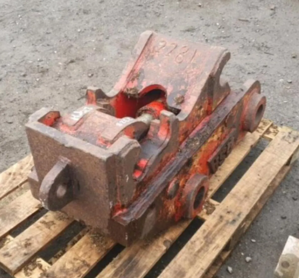 QSA HYD QUICK HITCH (80MM PINS) - Image 2