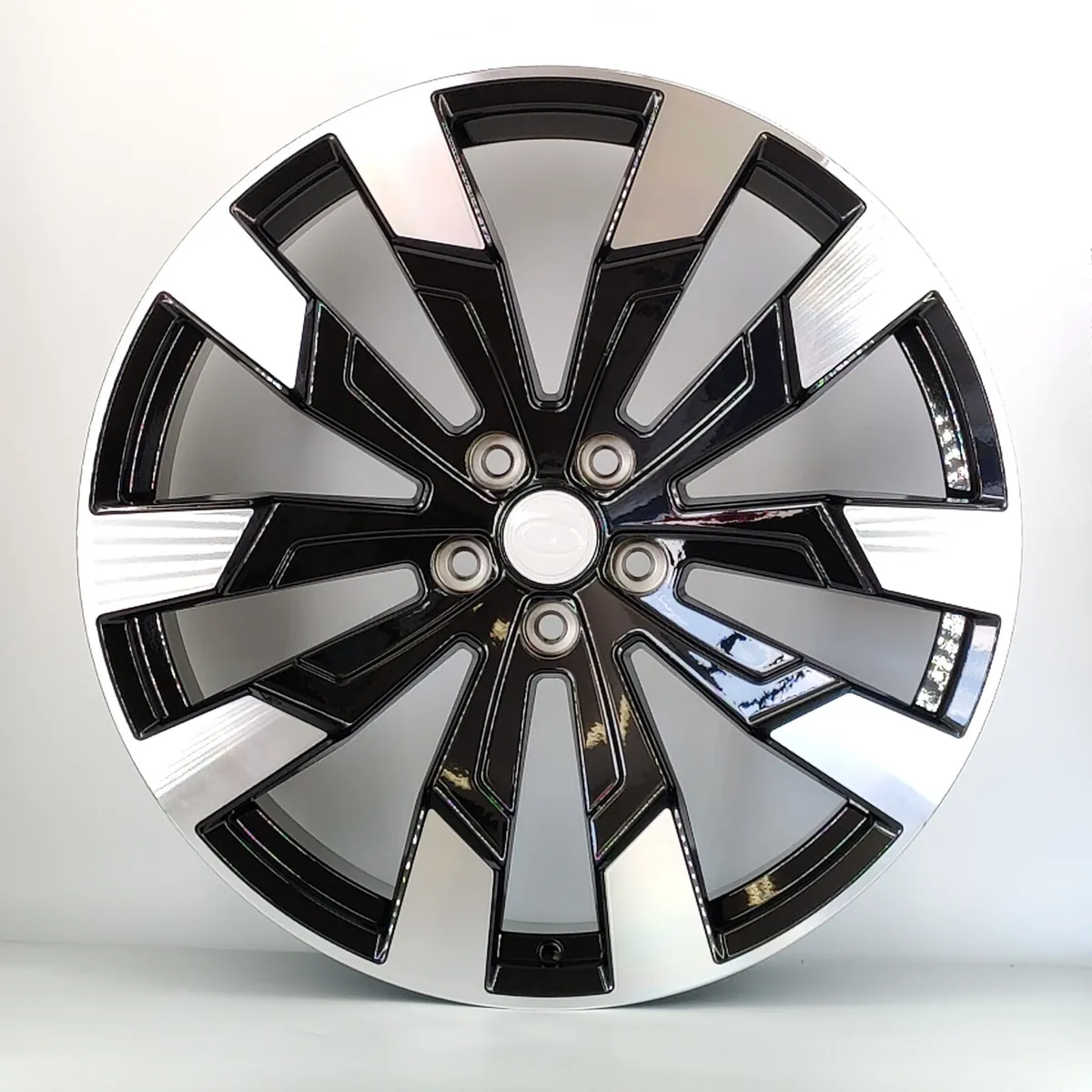 20" Velar Evoque Discovery Sport style Alloy wheel - Image 4