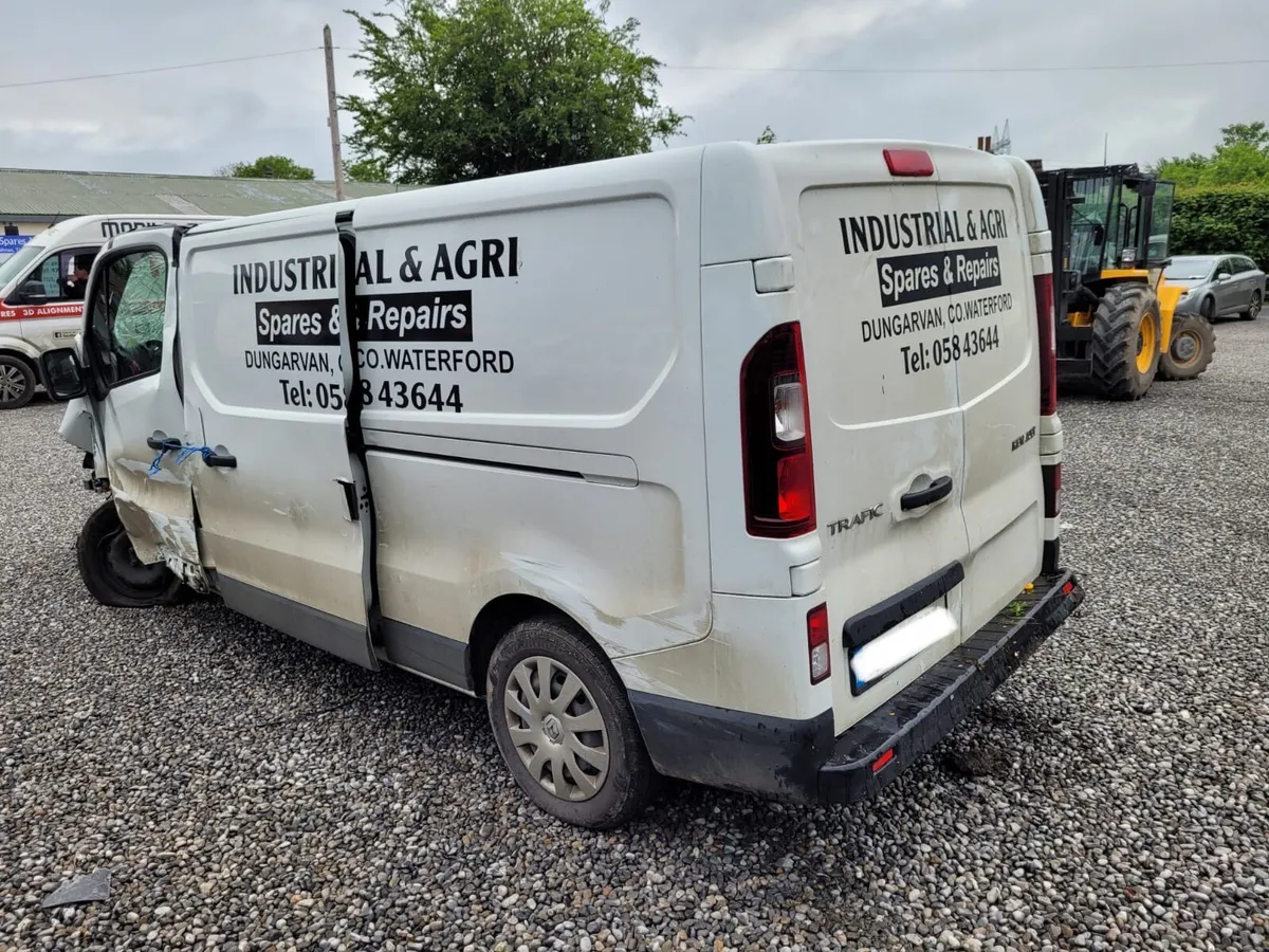 2021 Renault Trafic *For Parts* - Image 3