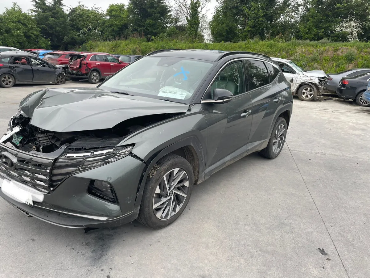 2022 Hyundai Tucson *For Parts* - Image 1