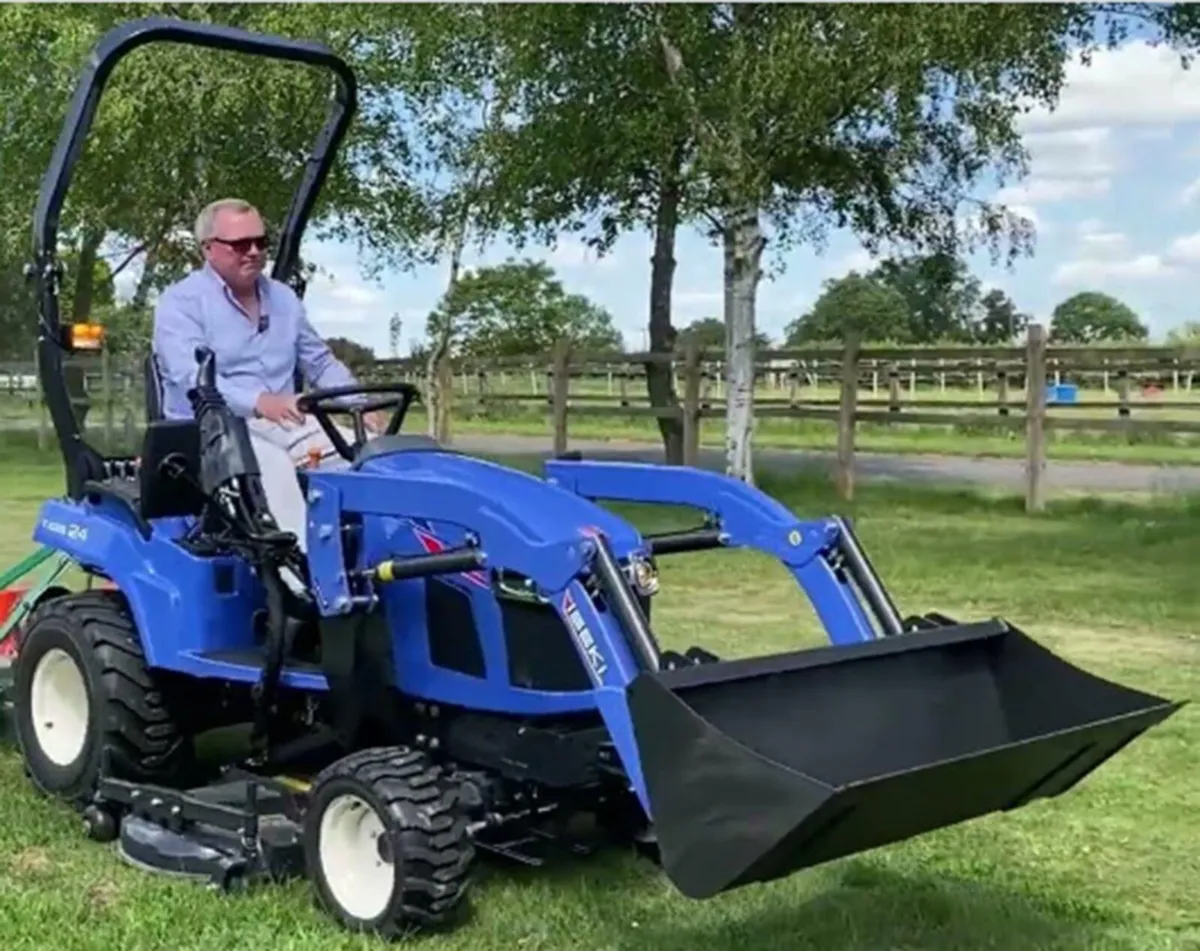 Free Loader with Iseki TXGS 24 Compact Tractor - Image 4