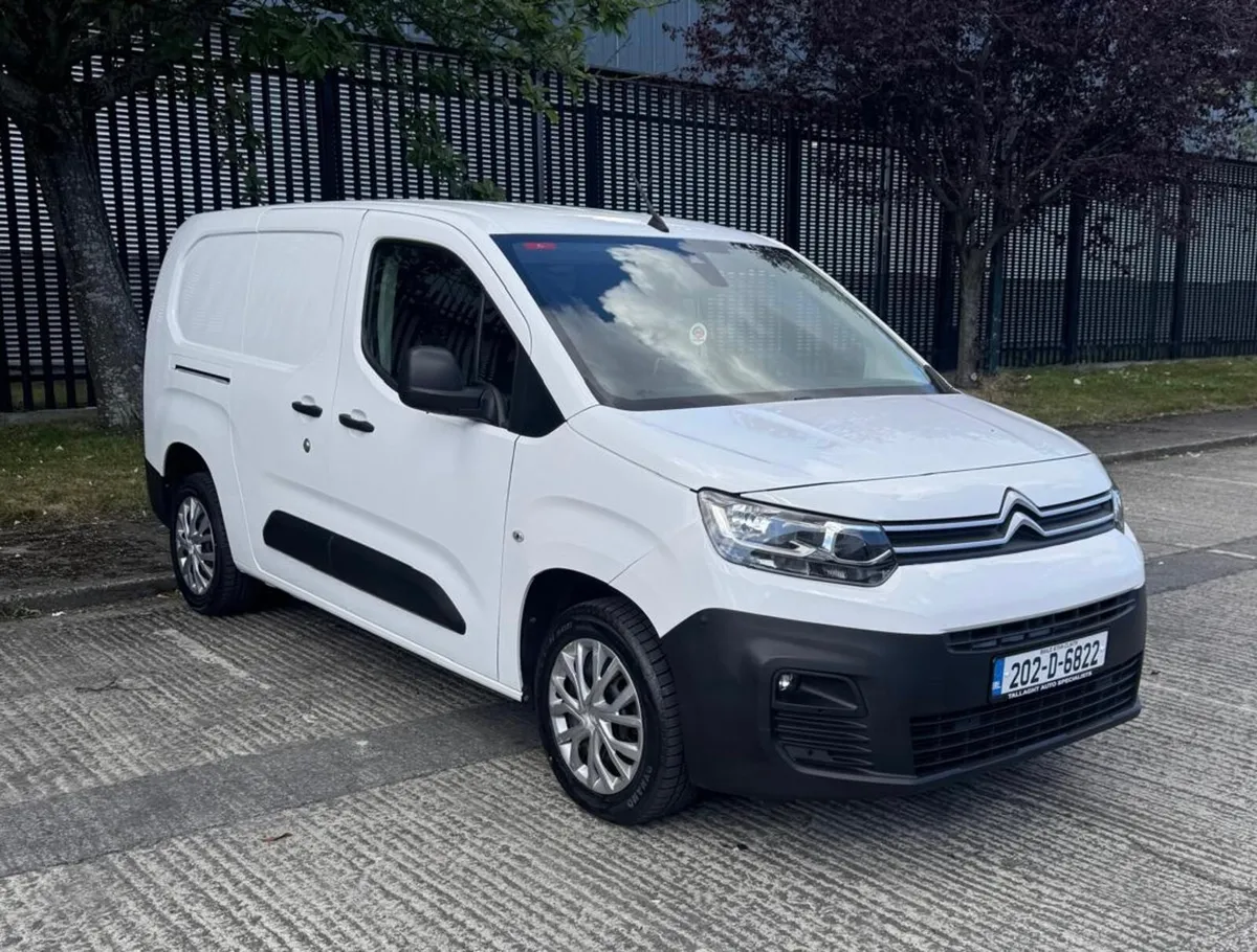 202 Citroen Berlingo Long Wheel Base 100Bhp - Image 1