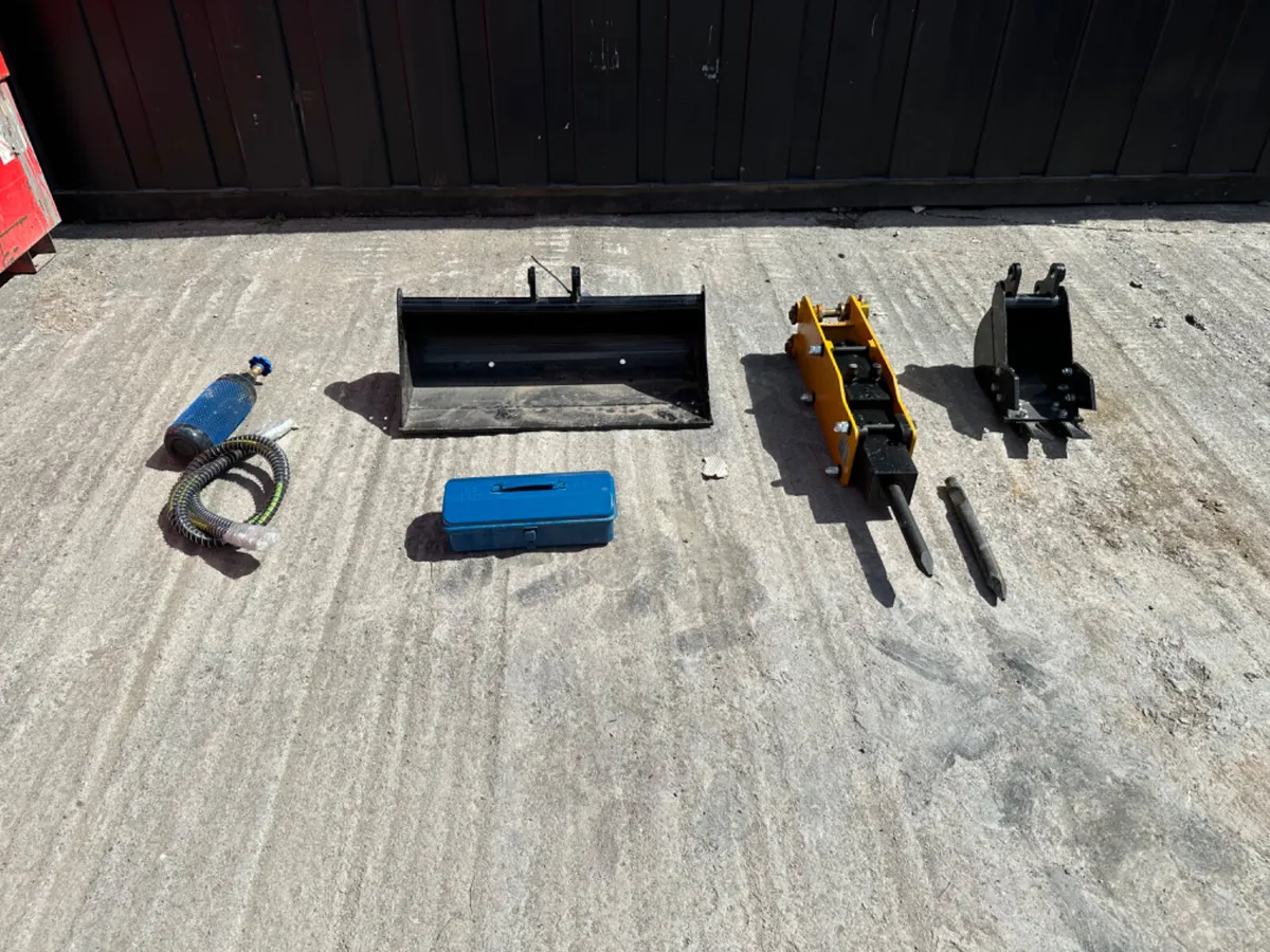 JPC Breaker and 2 Buckets - Image 1