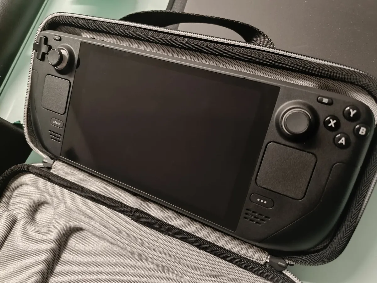 eyJidWNrZXQiOiJkb25lZGVhbC5pZS  