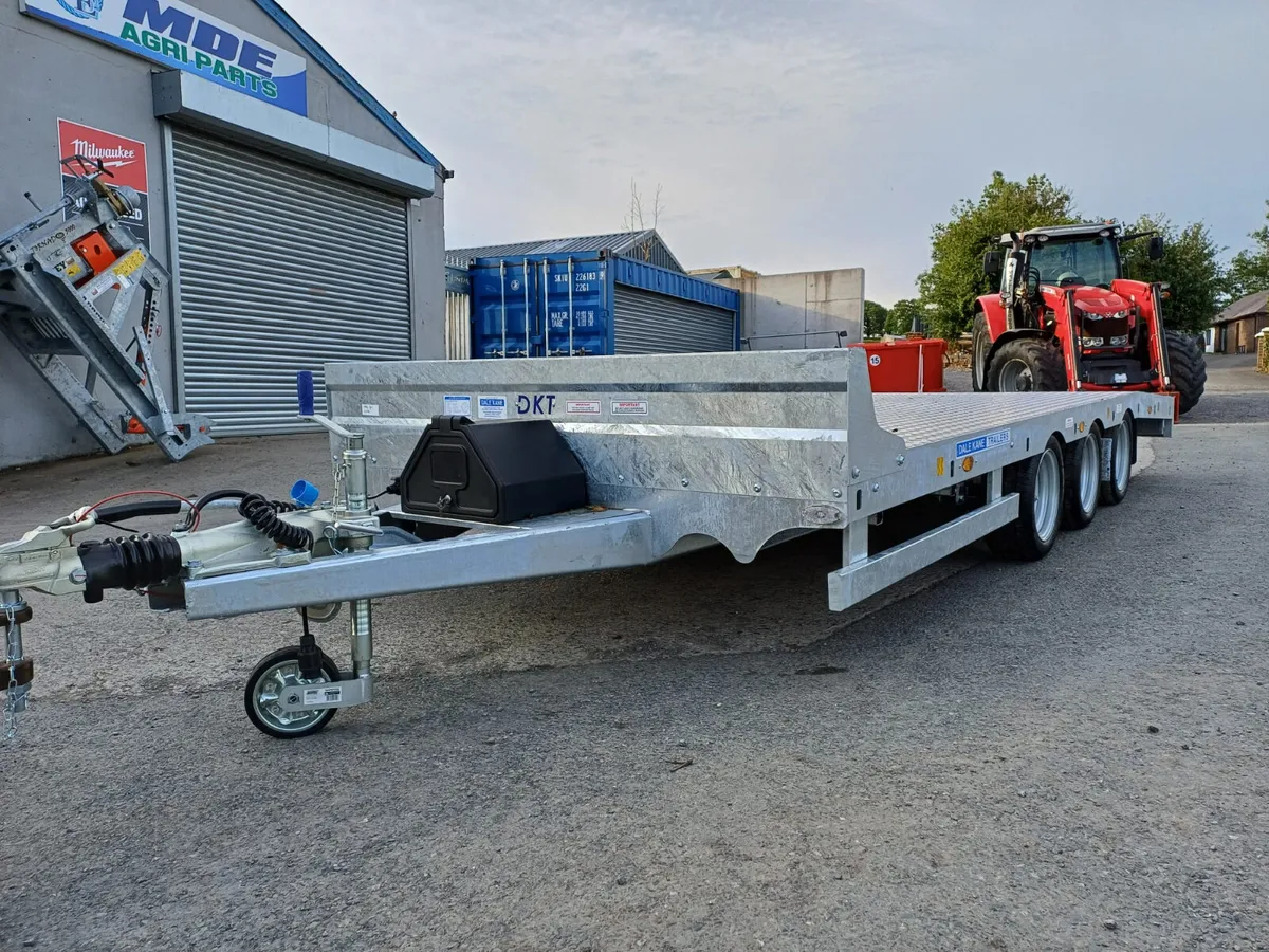 Dale Kane Low Loader - Image 3