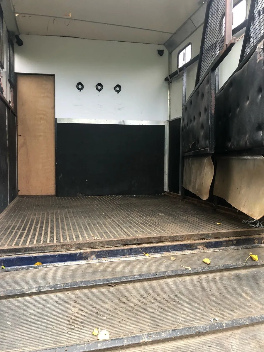 2012 Mercedes Atego Horse Lorry CVRT July 26 - Image 2
