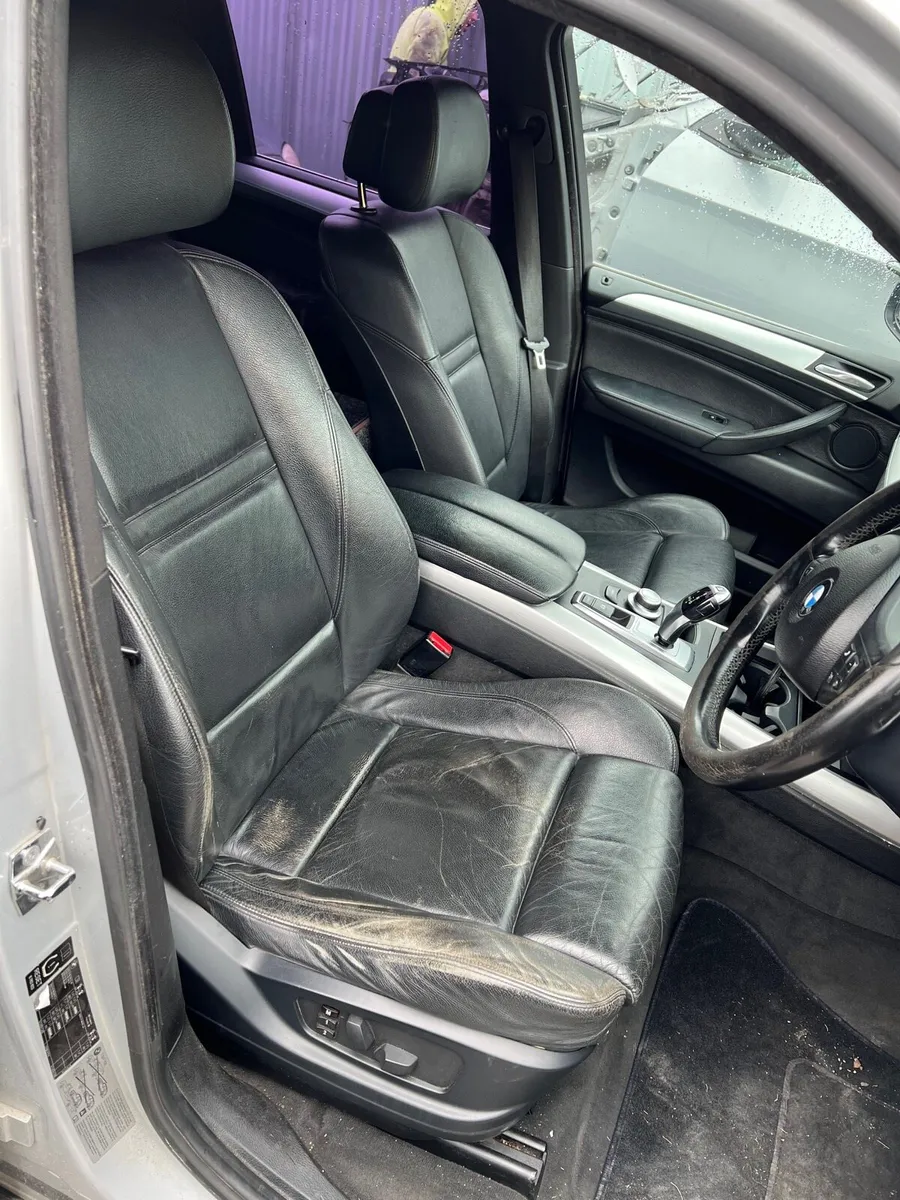 Breaking bmw x5 e70 2008 3.0 diesel M sport - Image 4