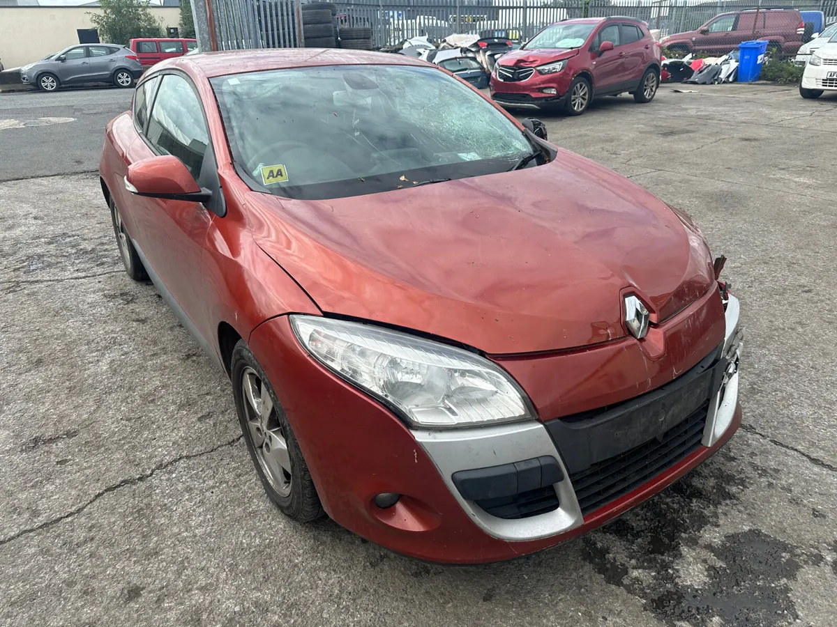 12 RENAULT MEGANE  1.5 DCI COUPE FOR BREAKING - Image 1