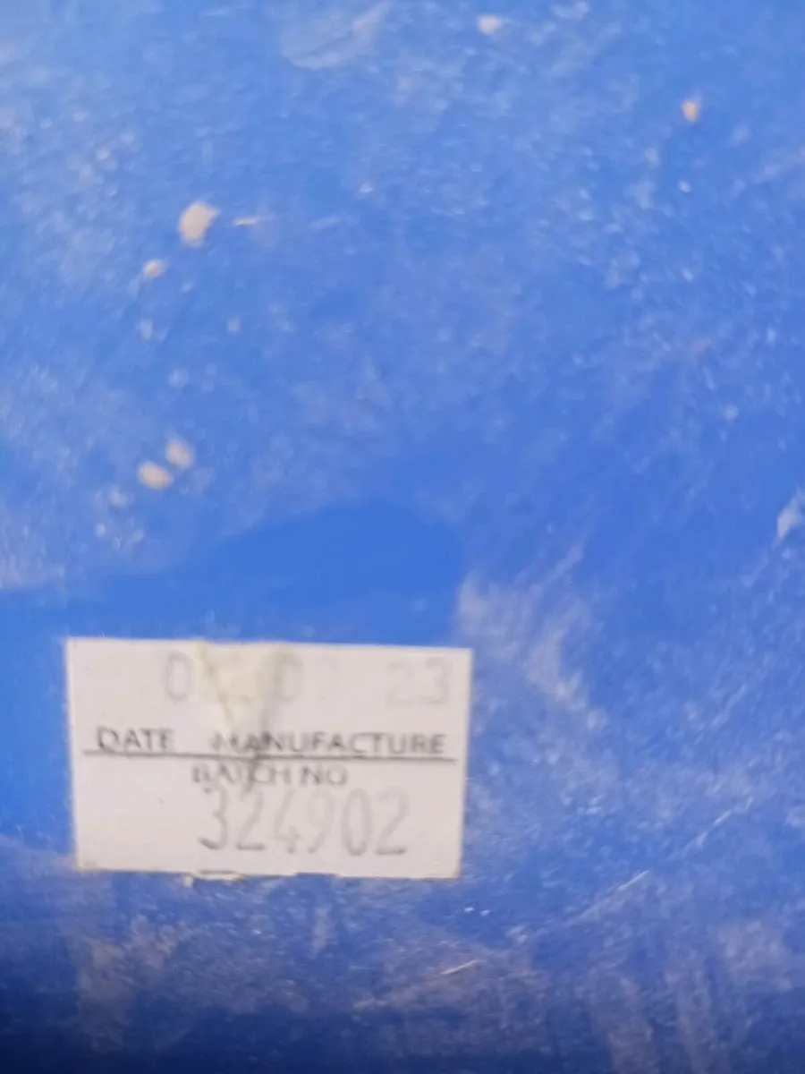 Wall covering adhesive - Image 3