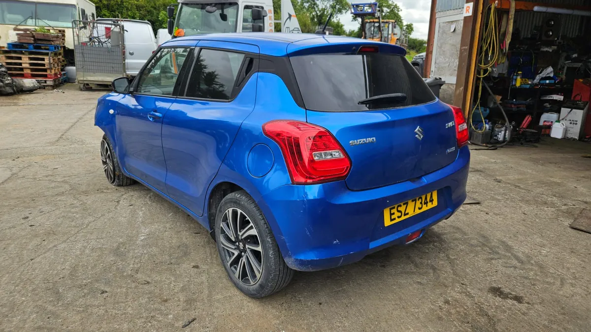 Breaking 2021 Suzuki swift 1.2 sz-l - Image 3