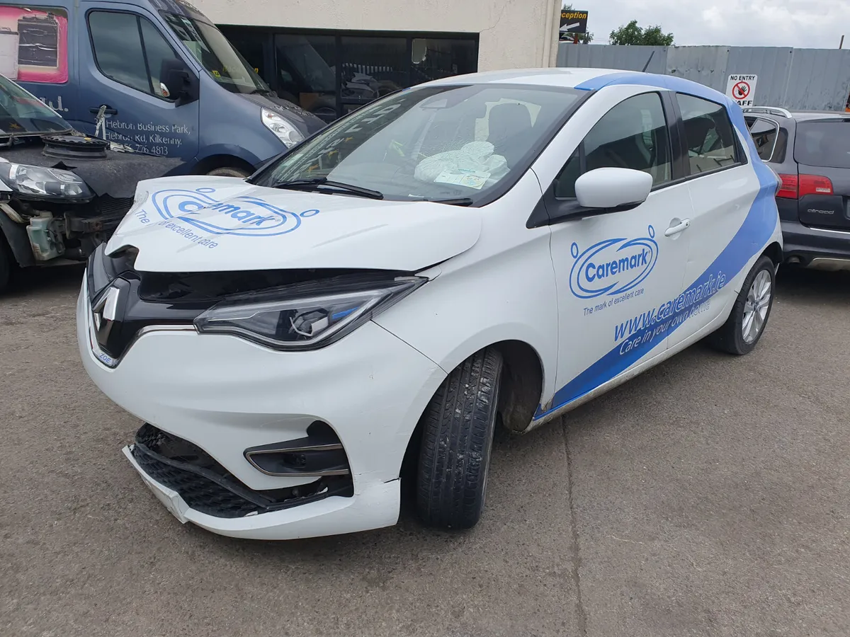 21 RENAULT ZOE  ICONIC ELECTRIC AUTO FOR BREAKING - Image 1