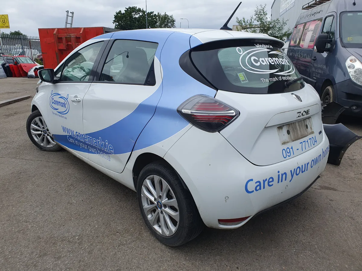 21 RENAULT ZOE  ICONIC ELECTRIC AUTO FOR BREAKING - Image 4
