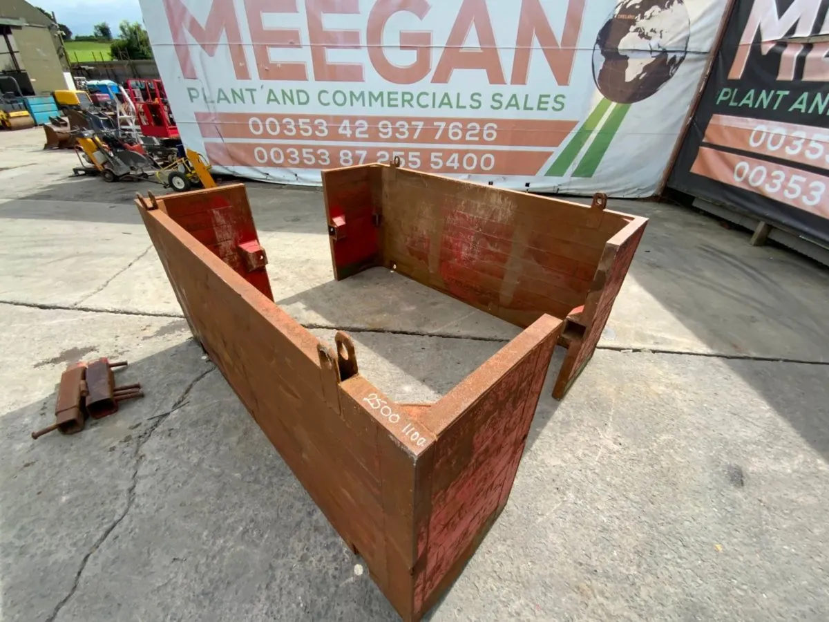 2.5mt x 1.1mt MANHOLE SHORING  BOX.........129 - Image 4