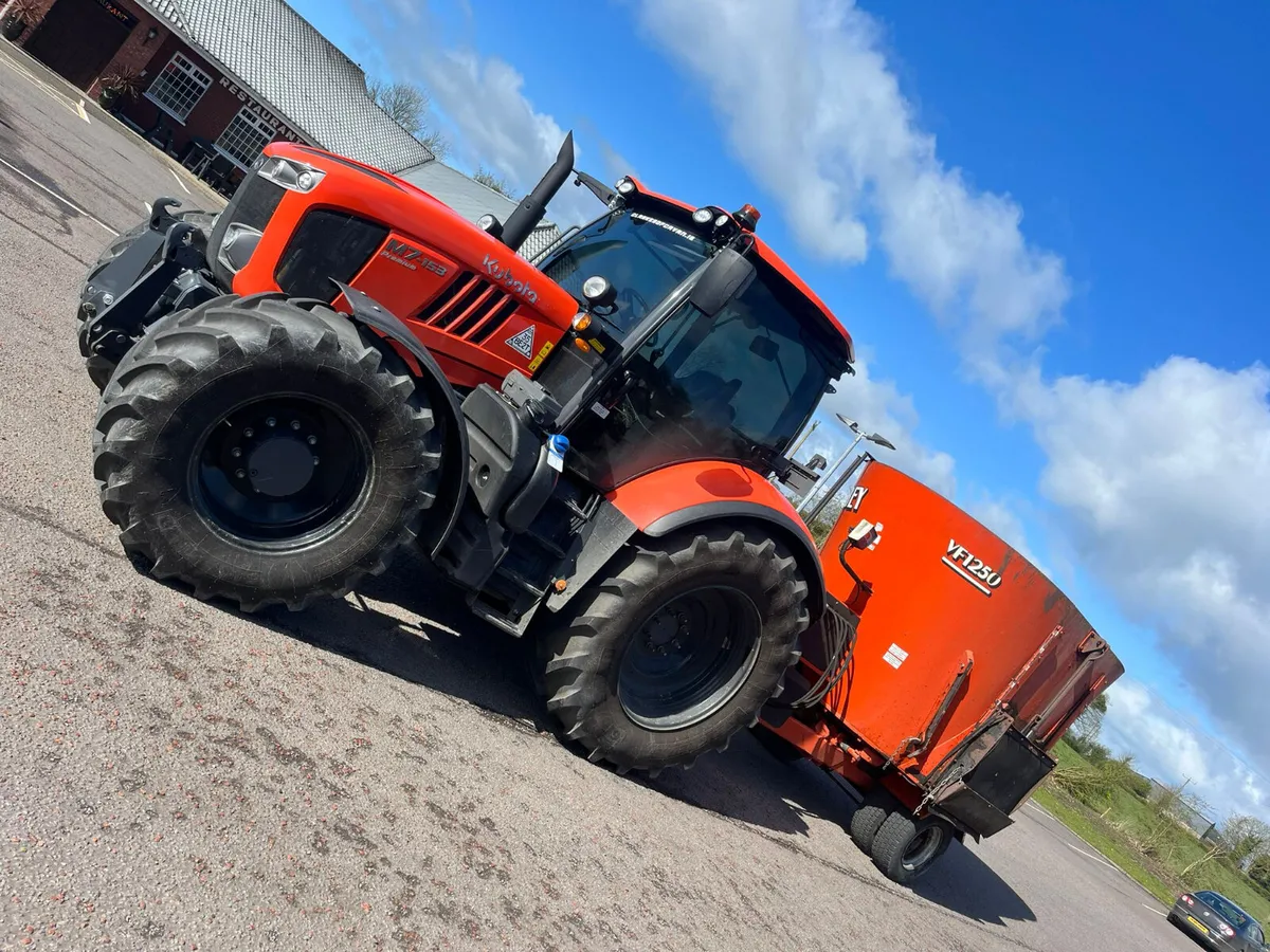 Kubota M7153 Premium - Image 1