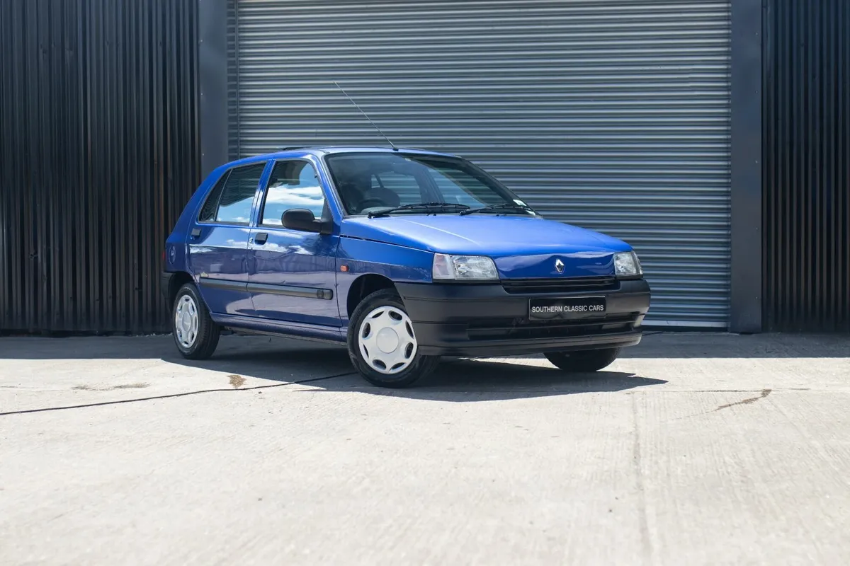 1996 Renault Clio RL 1.2 Versailles 15K Miles . - Image 1