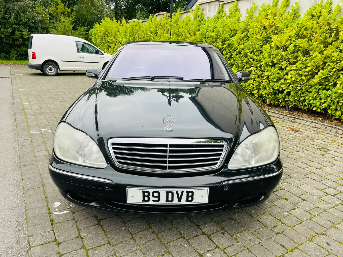 DAVID AND VICTORIA BECKHAM 2001 MERCEDES S500 LWB - Image 2