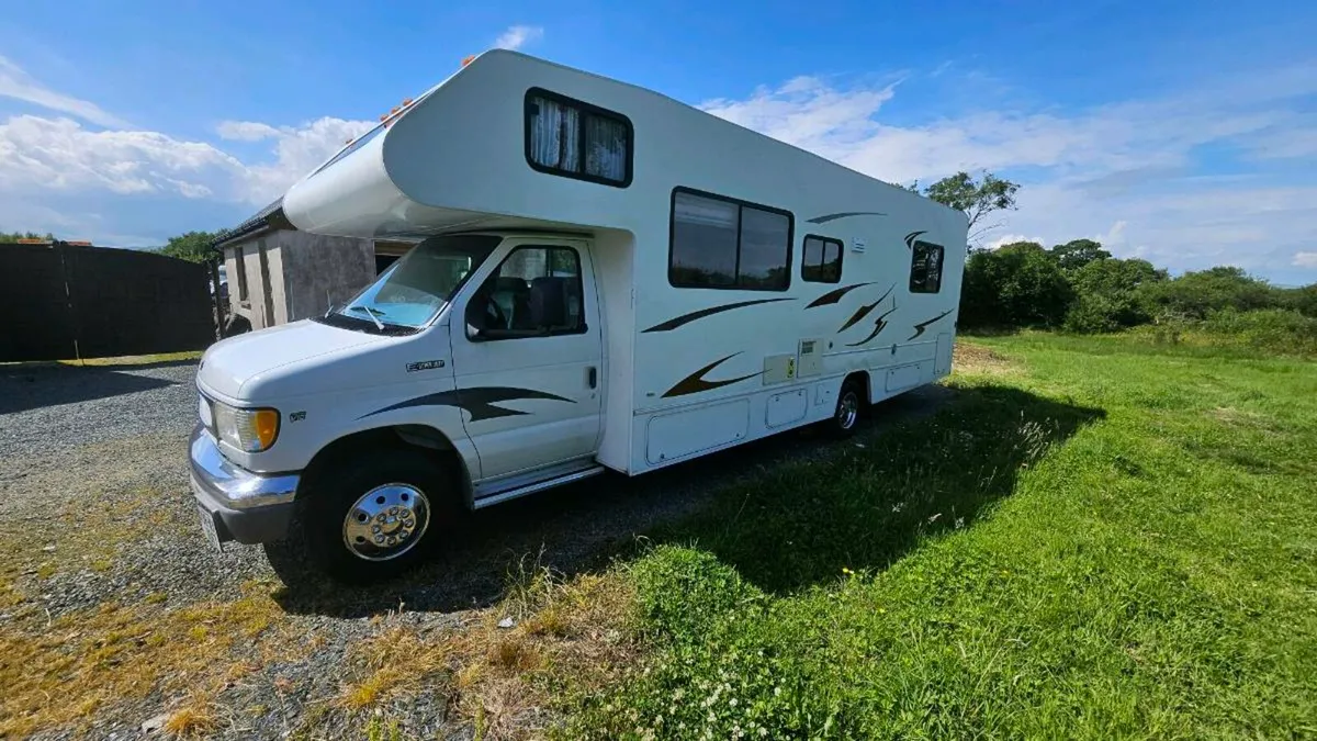 Ford f350 motorhome - Image 2