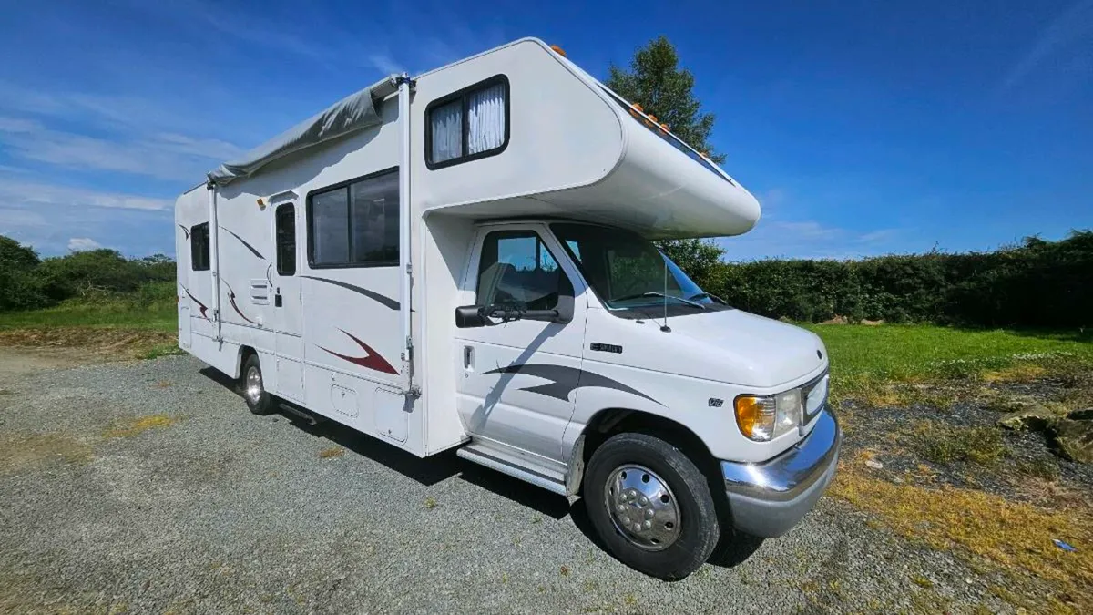 Ford f350 motorhome - Image 1