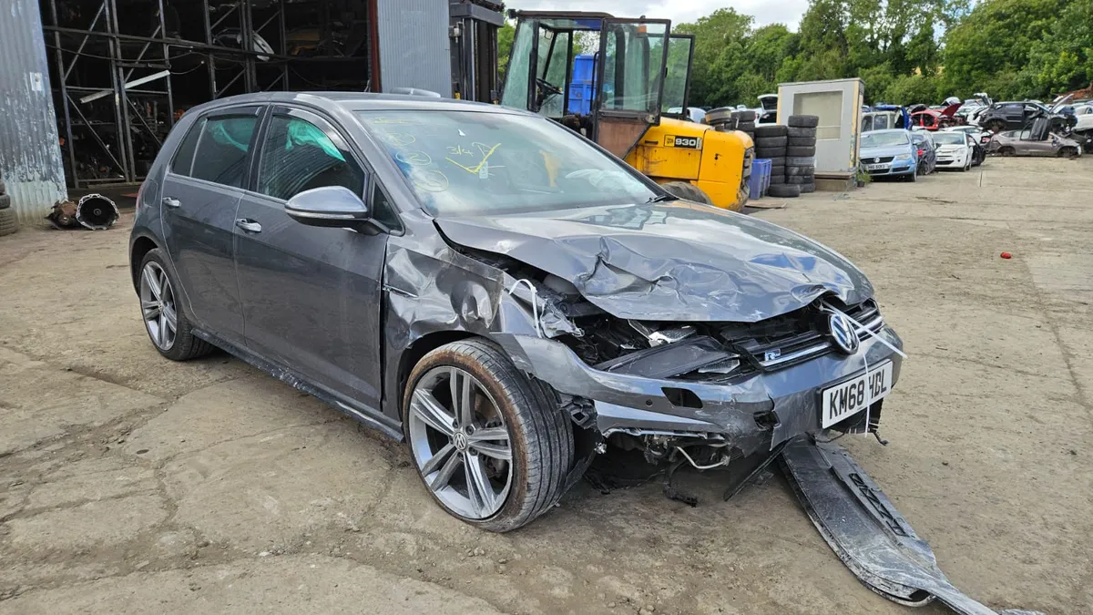 Breaking 2018 Volkswagen Golf R-line tsi evo - Image 2