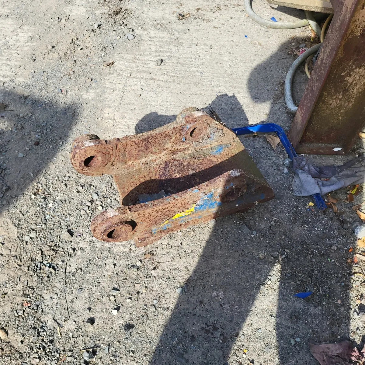 Bucket / hitch - Image 3