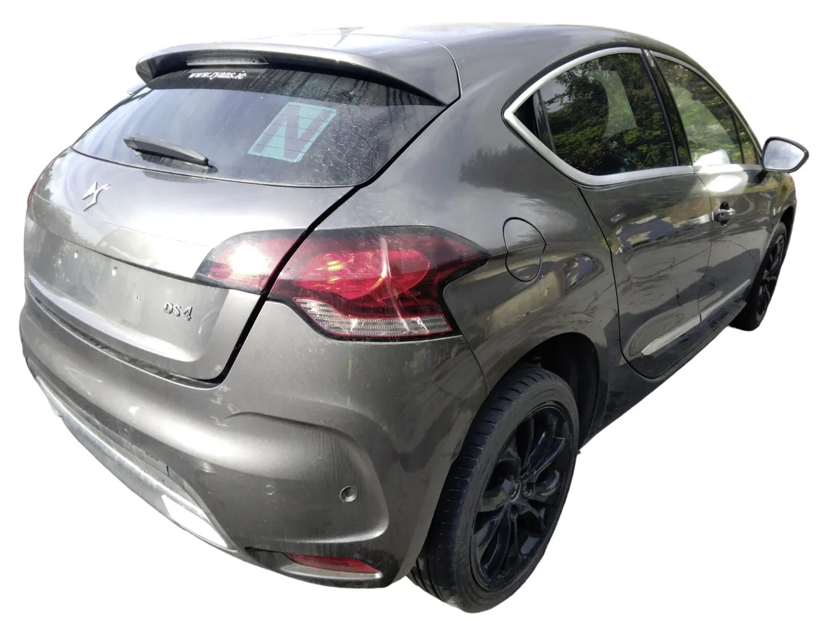 2017 DS DS4 For Breaking/Dismantling - Image 4