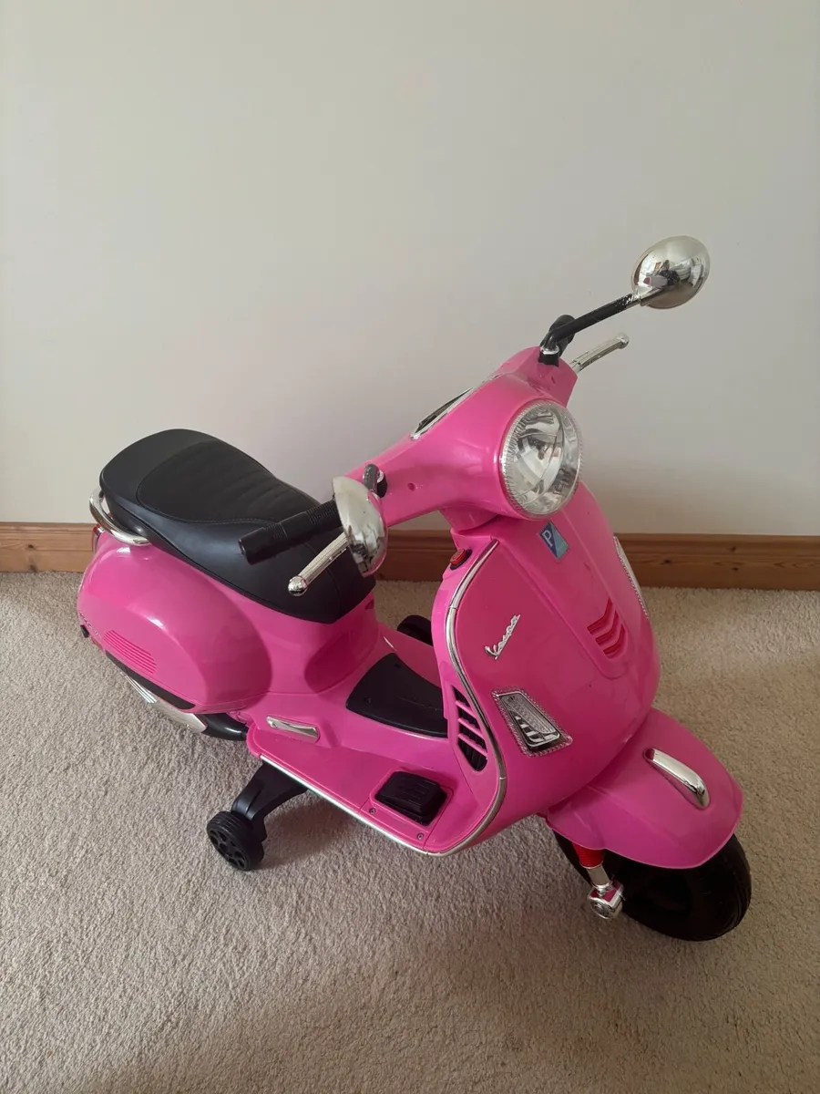 Kids electric scooter - Image 2