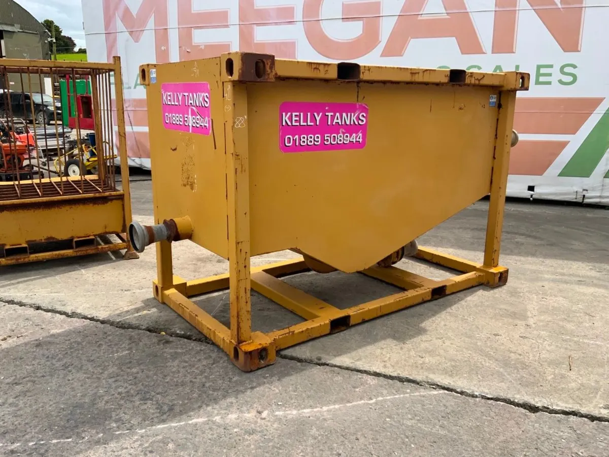 'KELLY TANK' SETTLEMENT TANK & STILLAGES...940. - Image 3