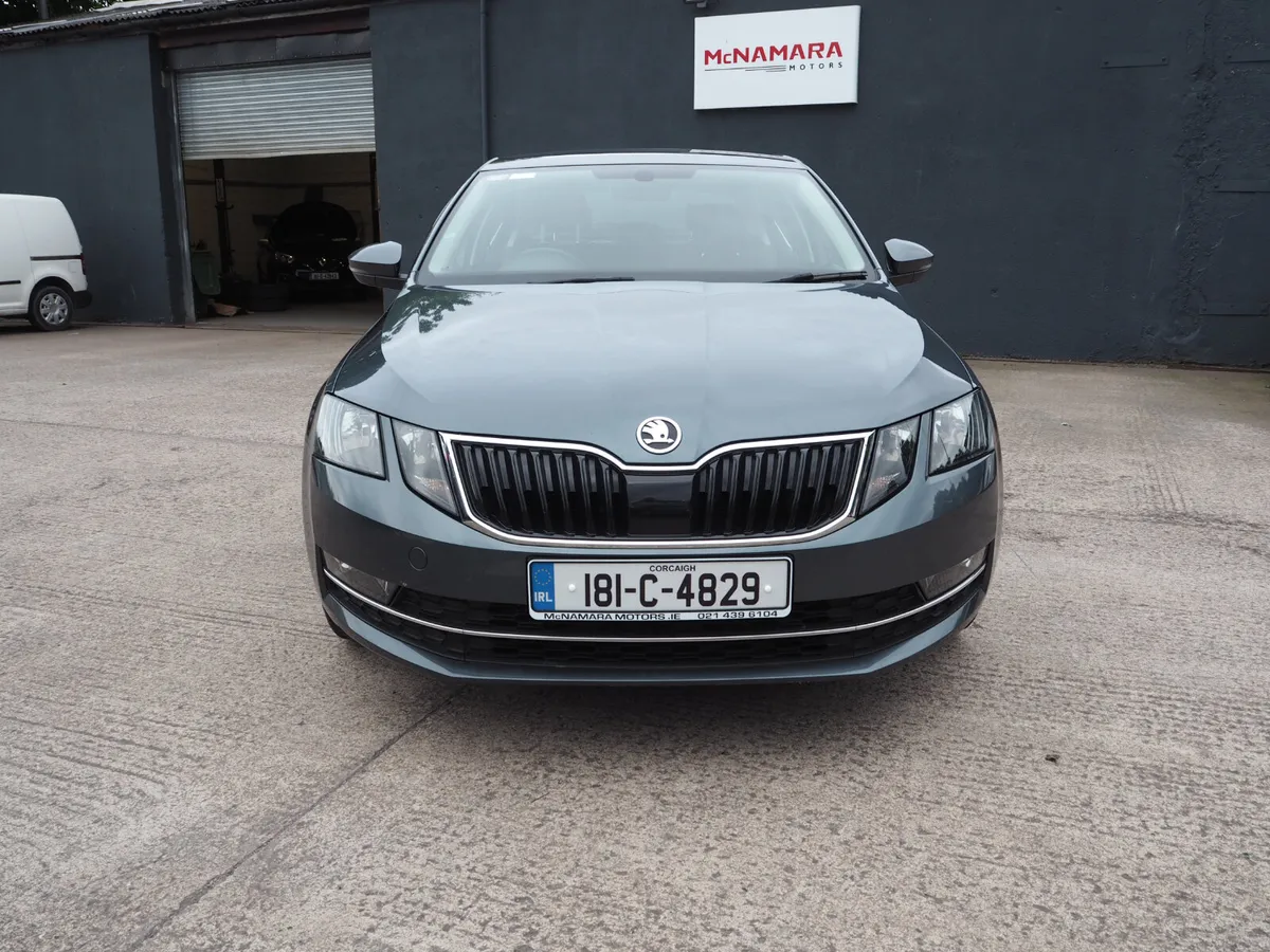Skoda Octavia Style *Reserved Deposit Taken* - Image 4