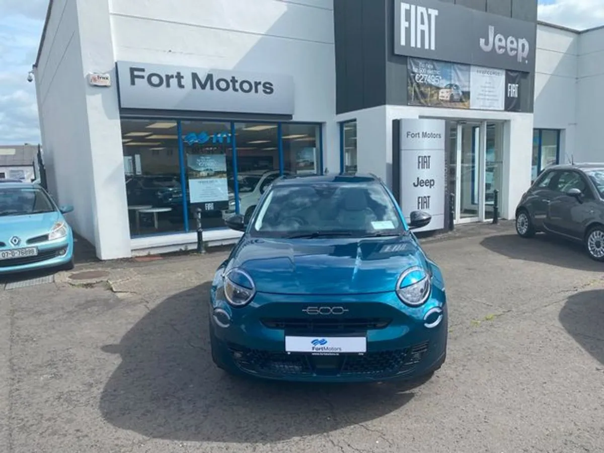 Fiat 600 Hybrid - Image 2