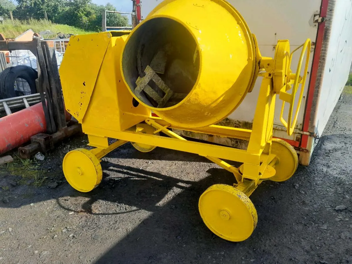 Refurbished cement mixers for sale in Co. Donegal for €725 on DoneDeal