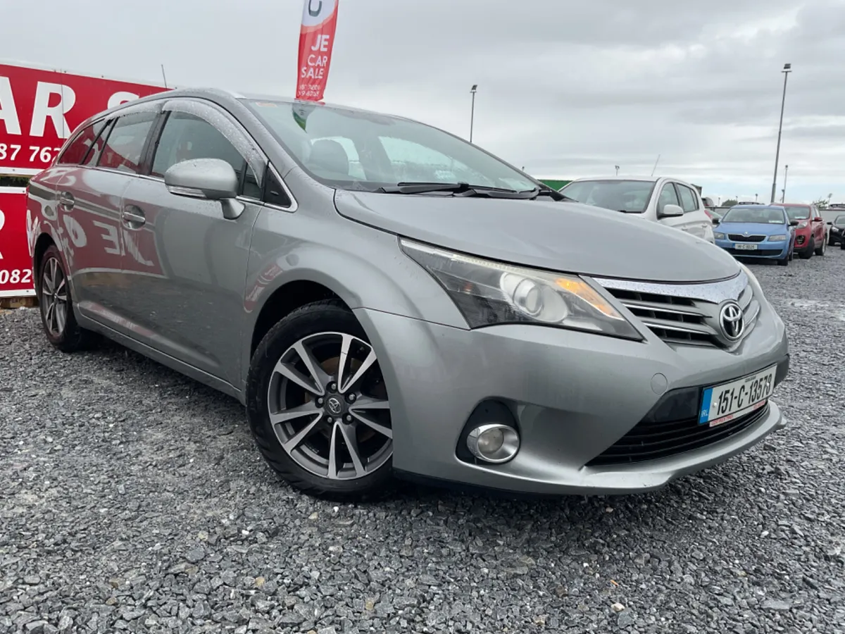 TOYOTA AVENSIS 2.0 D4D ESTATE TERRA SPOTLESS - Image 1