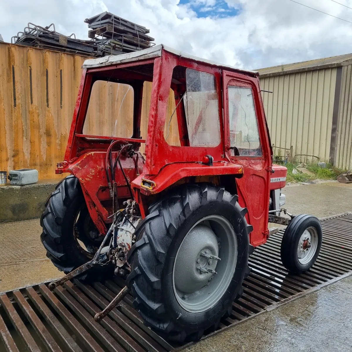 Massey Ferguson 135 - Image 1