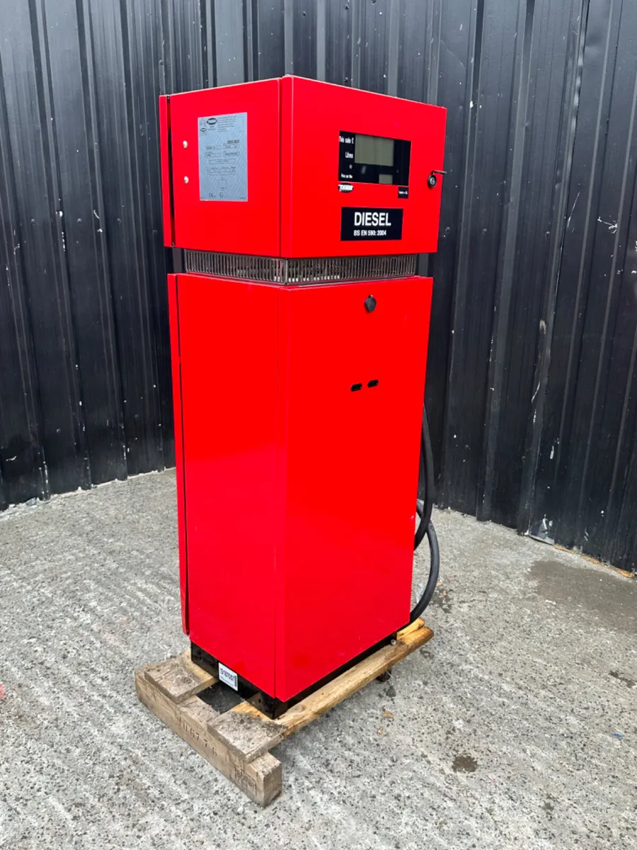 Tokheim Quantium 110 Fuel Dispenser - Image 1