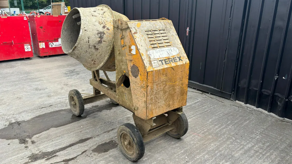 Benford 5/3.5 Portable Diesel Mixer - Image 4