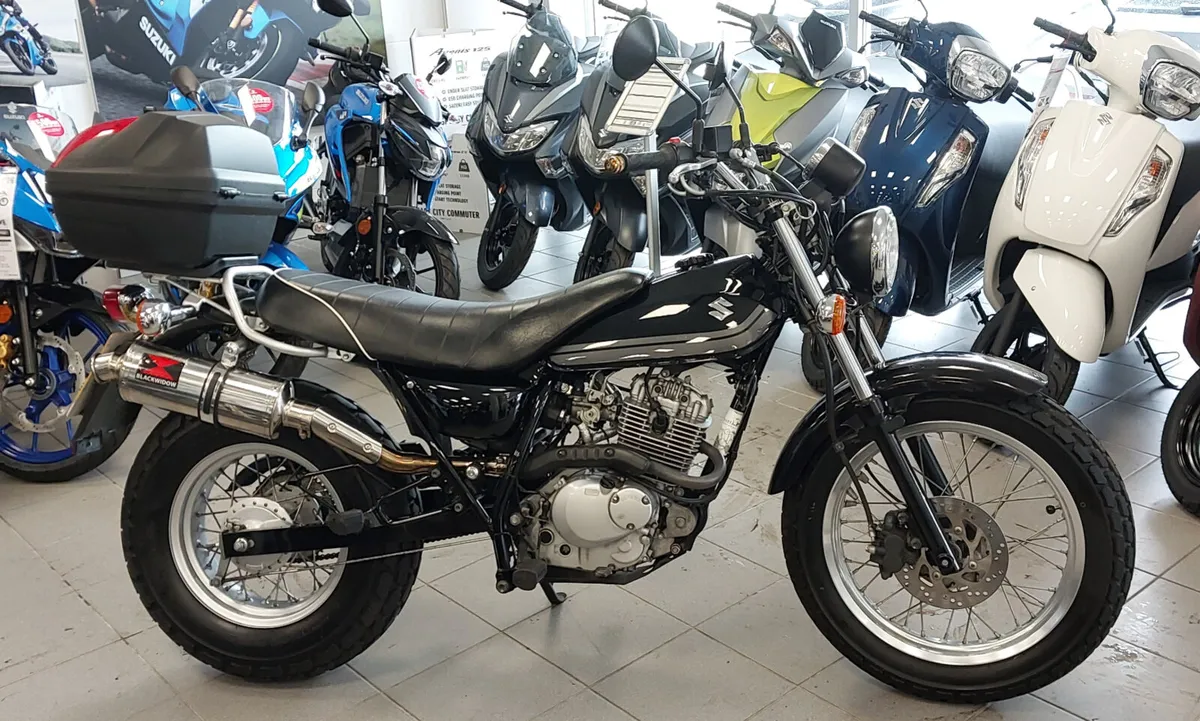 Suzuki RV125 Van Van - Image 2