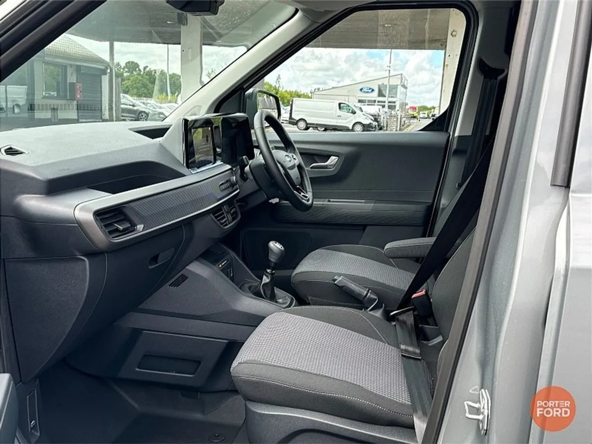 Ford TRANSIT COURIER Trend 100PS 1.0 Ecoboost EX - Image 4