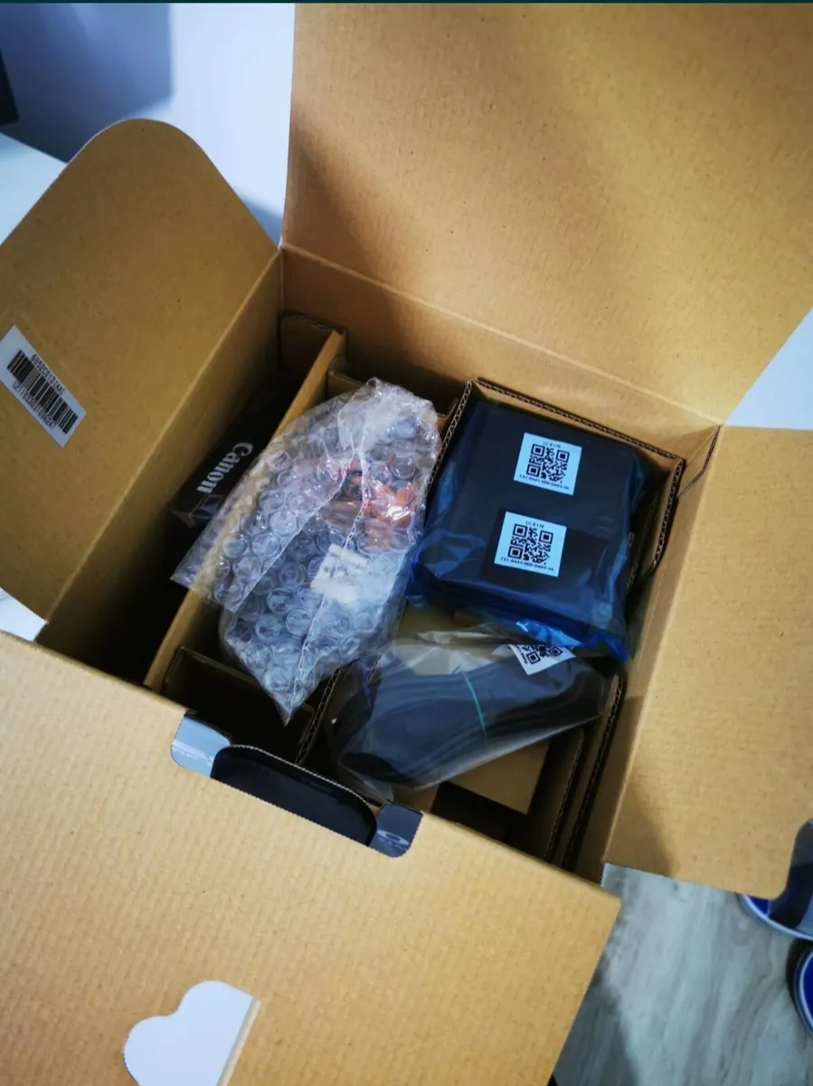 Canon EOS R100 RFS 1845mm Lens Mirrorless Camera for sale in Co