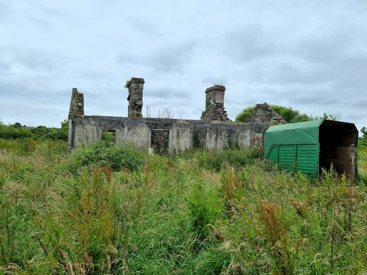 Derelict House on 6.5 acres for Sale in Loughglynn - Image 4