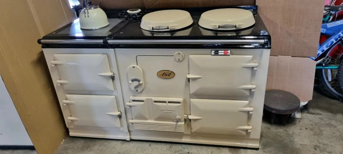 AGA Delux, Special Edition Electric  Cooker - Image 1