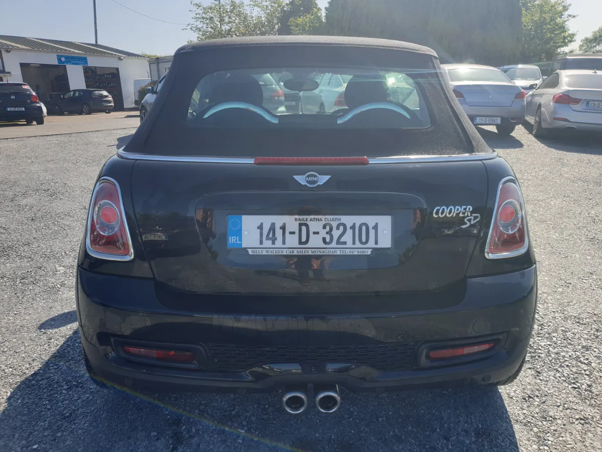 Mini Cooper 2014 Convertible - Image 2