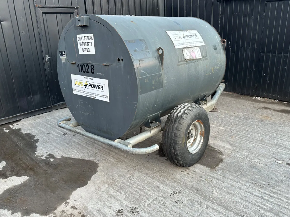 2000L Fuel Proof Bunded Bowser - Image 3
