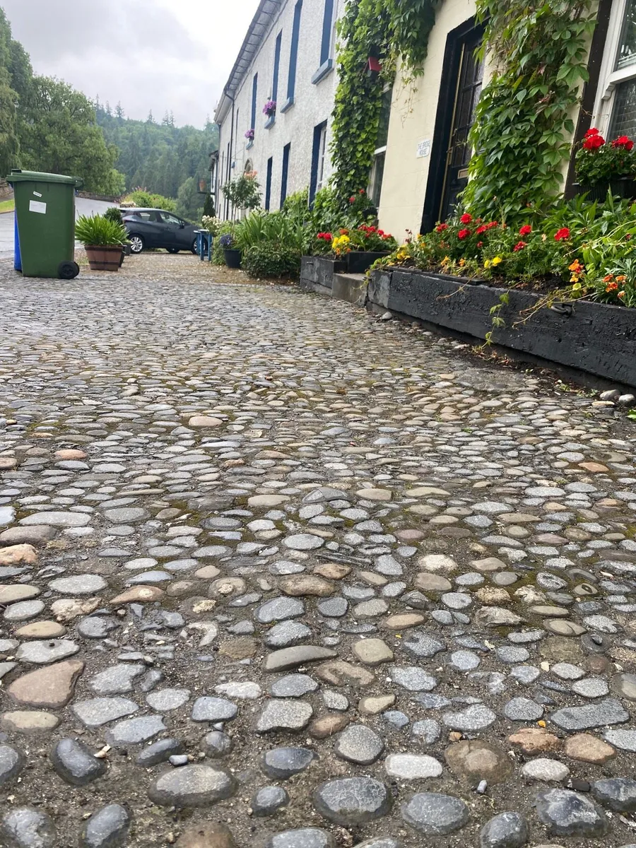 West Cork Duck Cobblestone ( Round ) - Image 1