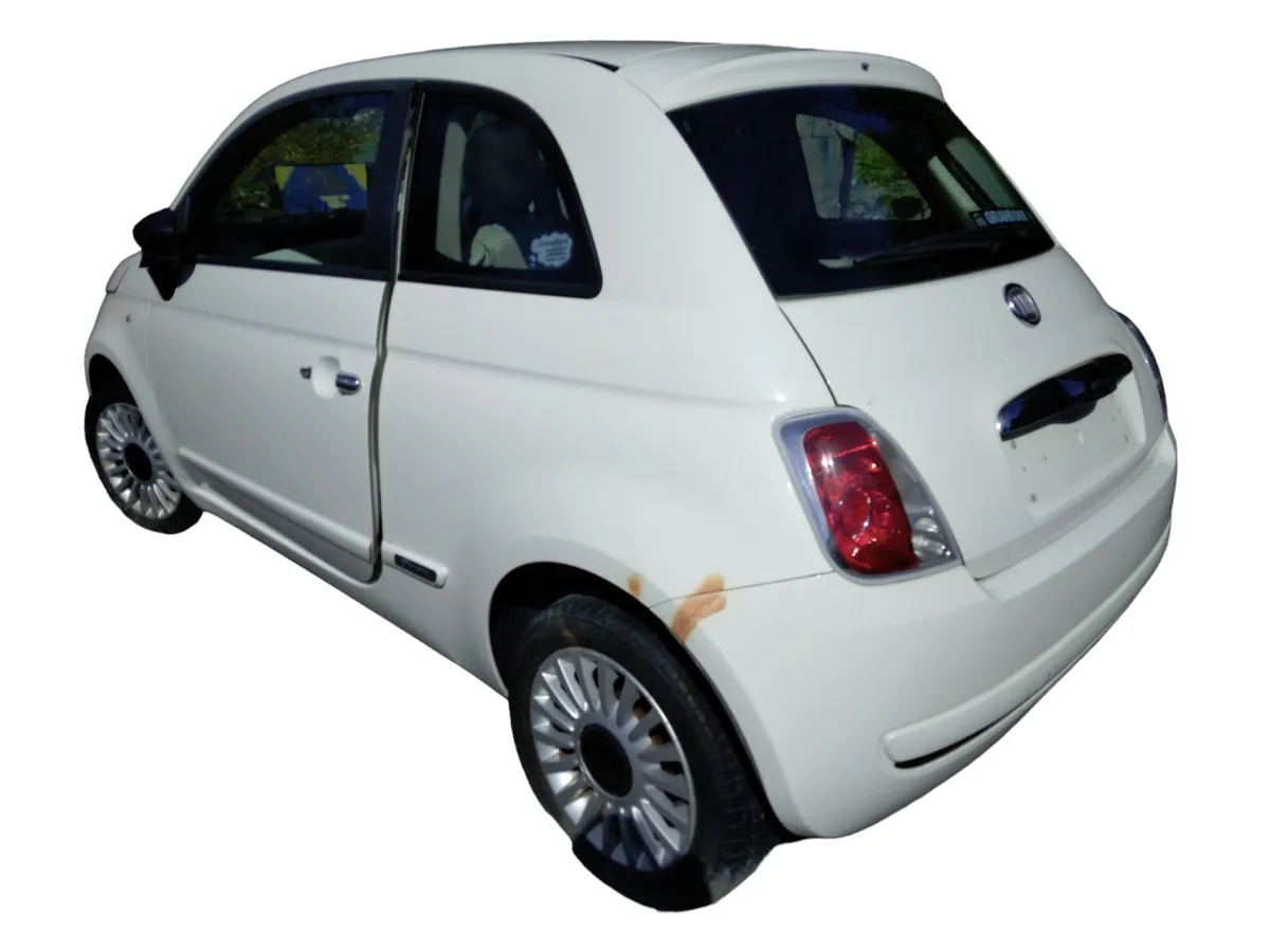 2011 FIAT 500 For Breaking/Dismantling - Image 3
