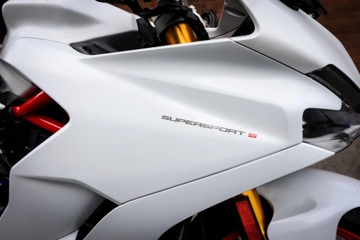 Ducati Supersport S 2017 - Image 4