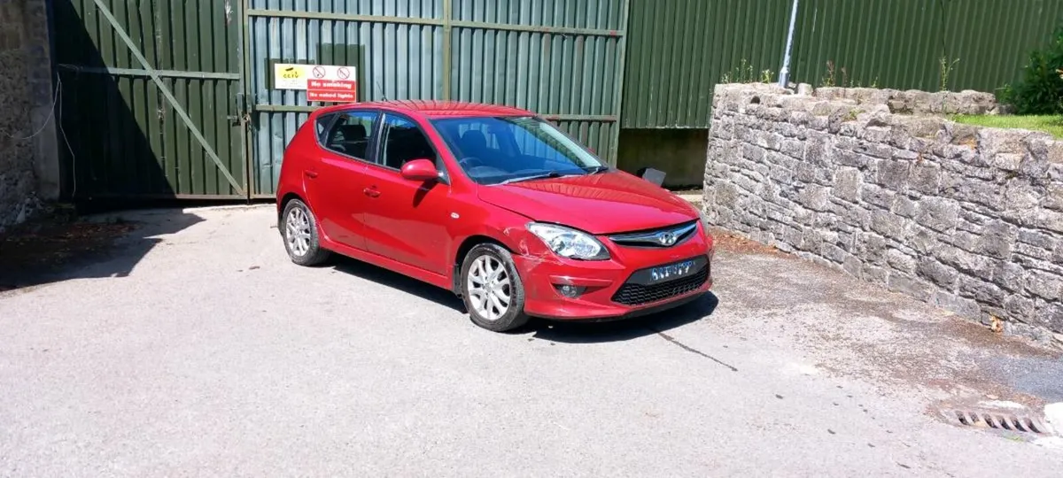 2011 HYUNDAI i30 1.4 Petrol♻️ For Parts♻️ - Image 3