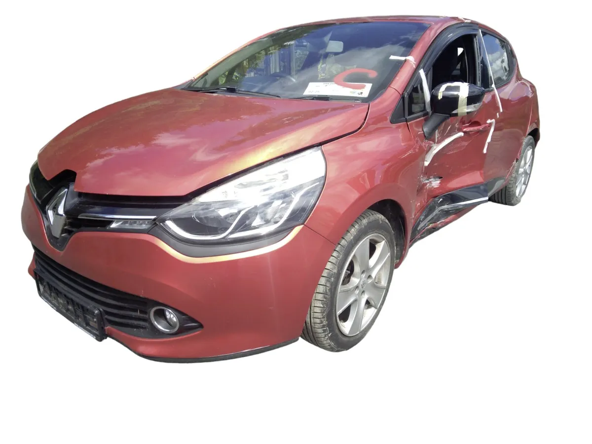 2014 RENAULT CLIO For Breaking/Dismantling - Image 1