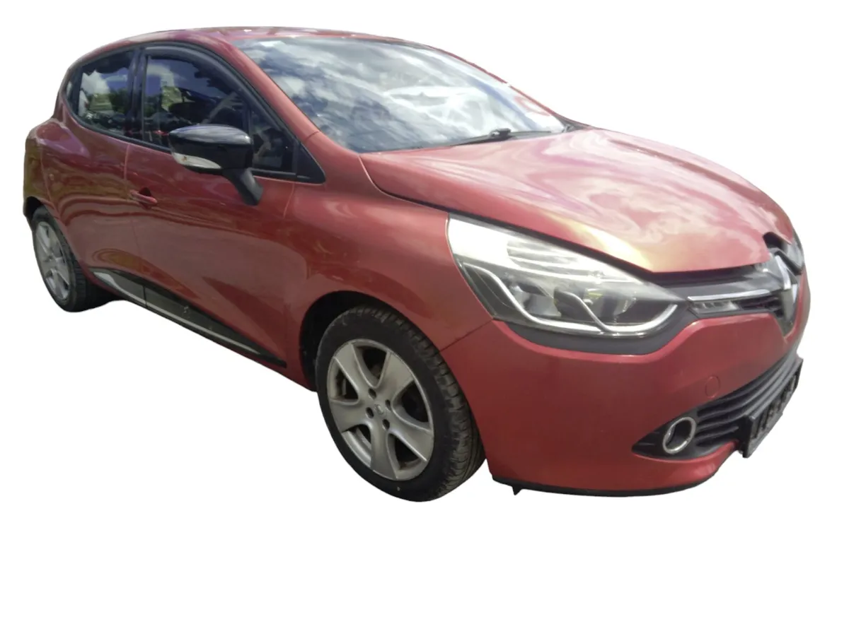 2014 RENAULT CLIO For Breaking/Dismantling - Image 4