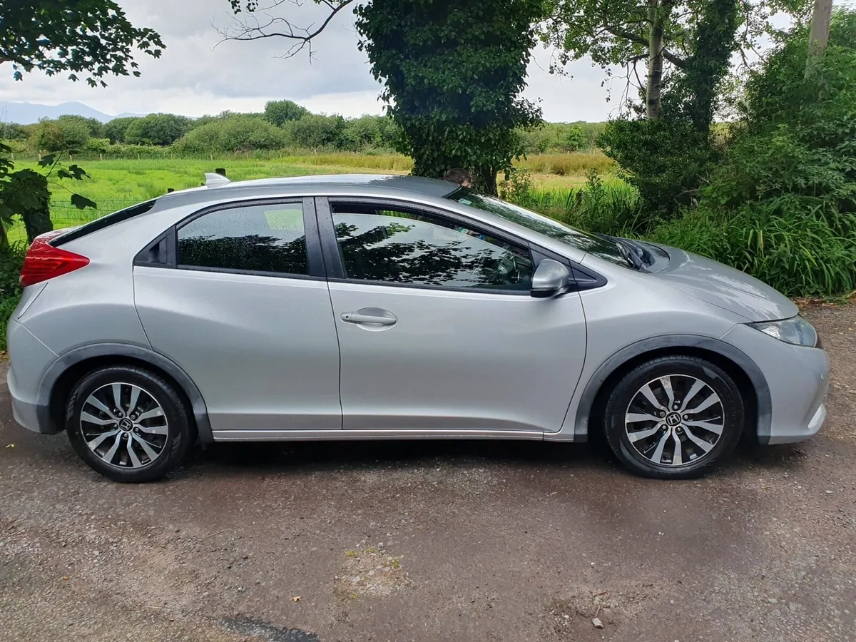 Immaculate Honda Civic 2013 - 1.6 I-DTEC ES 5DR - Image 1